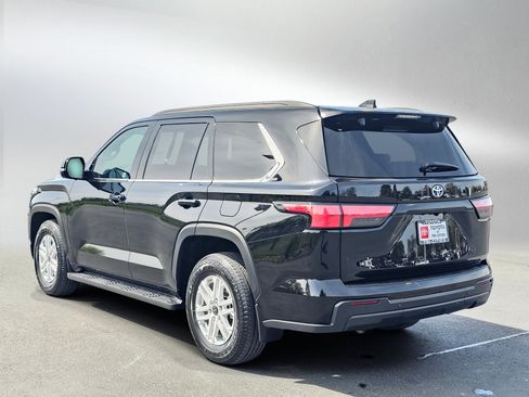 Used 2023 Toyota Sequoia SR5 w/ SR5 Premium Package AWD/4WD image 65