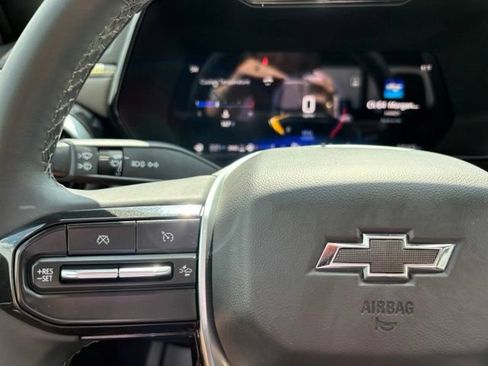 Certified 2024 Chevrolet Colorado ZR2 w/ Technology Package AWD/4WD image 28