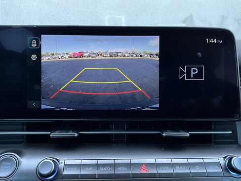 Used 2025 Hyundai Kona SEL image 32