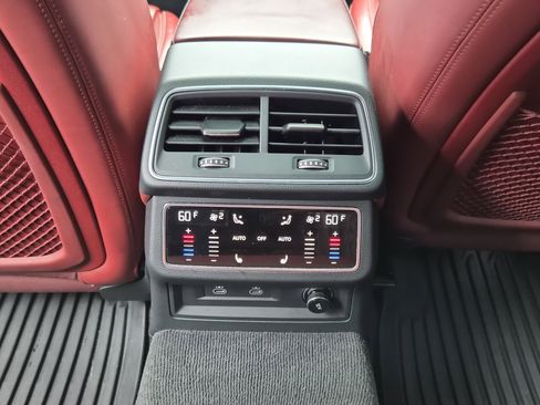 Used 2022 Audi S7 Prestige w/ Prestige Package image 13