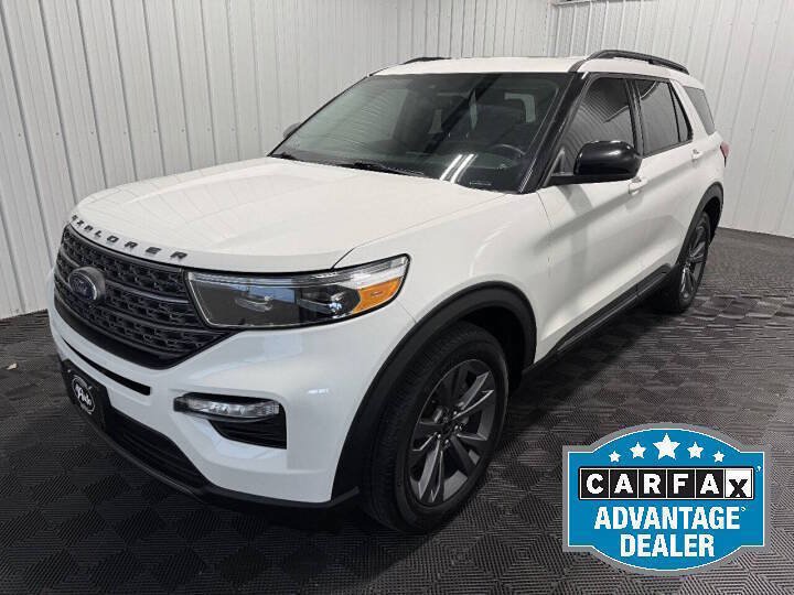 Used 2022 Ford Explorer XLT w/ XLT Sport Appearance Package AWD/4WD image 1