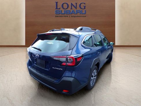 Certified 2025 Subaru Outback image 7