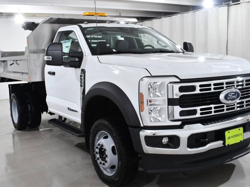 New 2025 Ford F550 4x4 Regular Cab Super Duty image 9