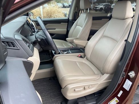 Used 2021 Honda Odyssey EX-L image 17