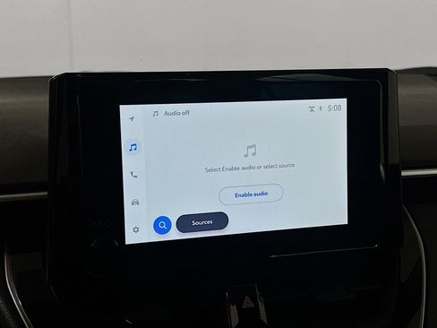 Used 2025 Toyota Corolla LE image 21