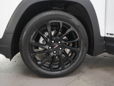 Used 2023 GMC Terrain SLE w/ Driver Convenience Package AWD/4WD image 30