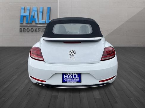 Used 2019 Volkswagen Beetle 2.0T SE FWD image 12