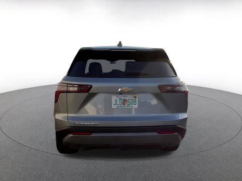 Used 2025 Chevrolet Equinox LT image 12