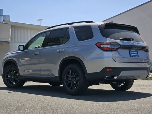 Used 2025 Honda Pilot Touring image 20