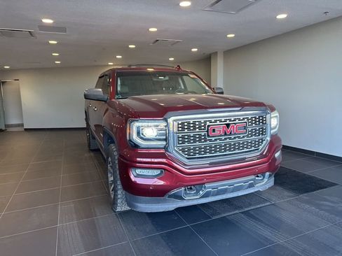 Used 2017 GMC Sierra 1500 Denali w/ Denali Ultimate Package image 3