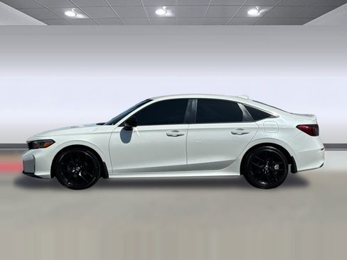 Used 2025 Honda Civic Sport image 2