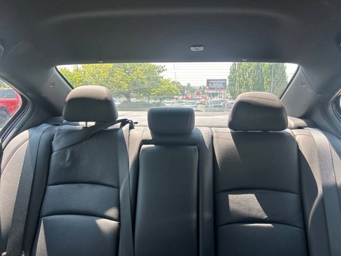 Used 2017 Honda Accord Sport Special Edition image 10