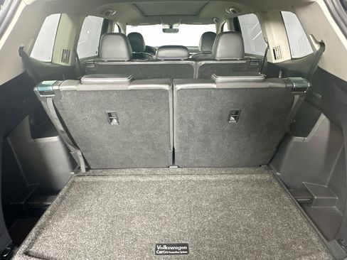 Used 2023 Volkswagen Atlas SE image 26