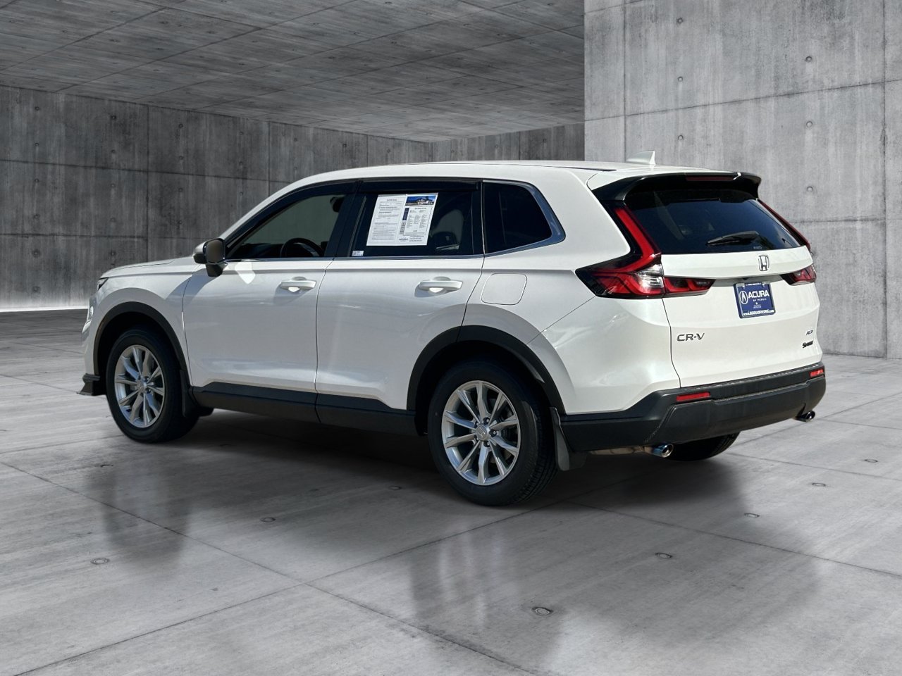 Used 2024 Honda CR-V EX image 3