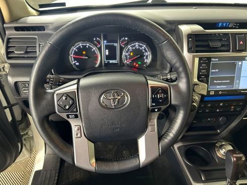 Used 2023 Toyota 4Runner Limited image 15