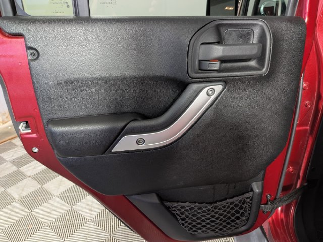 Used 2011 Jeep Wrangler Unlimited Sahara AWD/4WD image 23