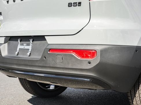 New 2026 Volvo XC40 B5 Ultra w/ Protection Package Premier image 8