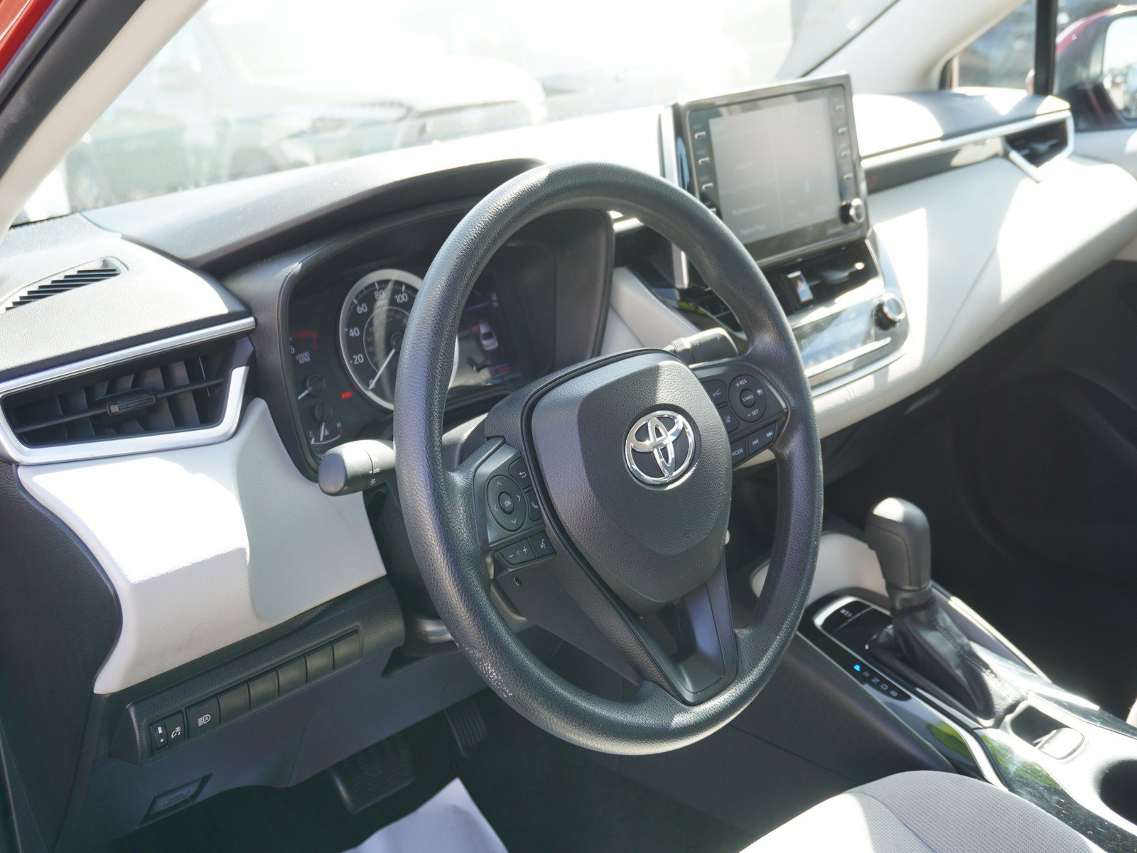 Used 2021 Toyota Corolla LE FWD image 17
