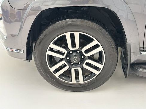 Used 2017 Toyota 4Runner Limited AWD/4WD image 25