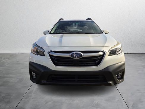 Used 2021 Subaru Outback Premium image 2