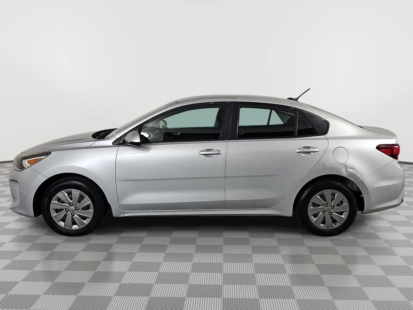 Used 2020 Kia Rio S FWD image 5