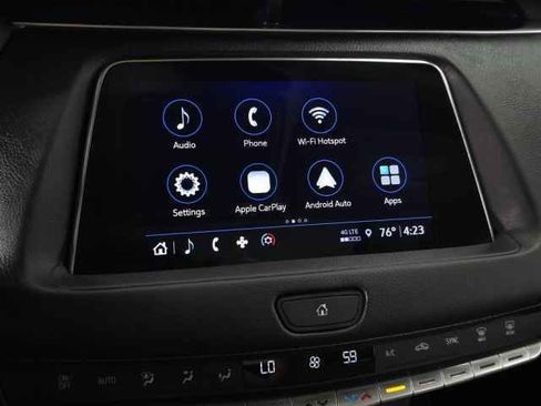 Used 2023 Cadillac XT4 Luxury w/ Cold Weather Package image 22
