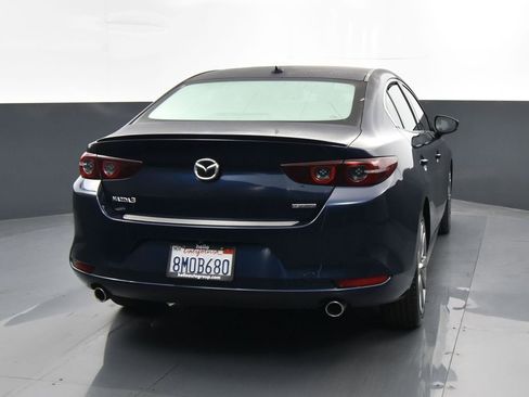 Used 2020 MAZDA MAZDA3 AWD Sedan w/ Premium Package image 28