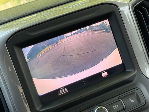 Used 2020 Chevrolet Silverado 1500 Custom w/ Custom Value Package image 25