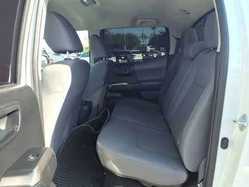 Certified 2021 Toyota Tacoma SR5 RWD image 10