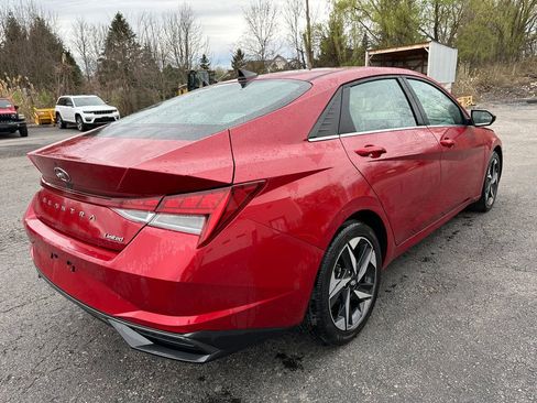 Used 2023 Hyundai Elantra Limited w/ Cargo Package FWD image 14