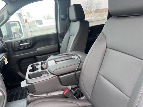 New 2025 GMC Sierra 3500 Pro w/ Convenience Package image 12