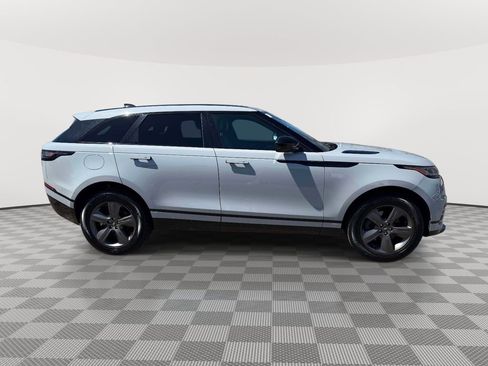 Used 2025 Land Rover Range Rover Velar Dynamic SE AWD/4WD image 3