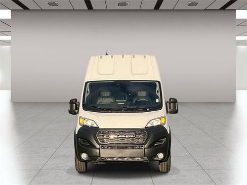 New 2026 RAM ProMaster 3500 w/ Premium Convenience Group image 9