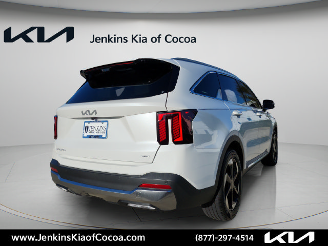 Used 2025 Kia Sorento SX Prestige AWD/4WD image 5