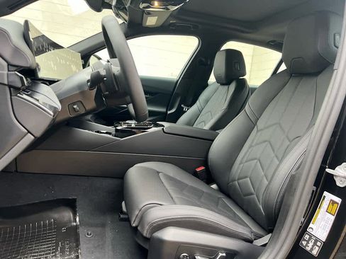 Used 2025 BMW 530i xDrive 530i xDrive image 13