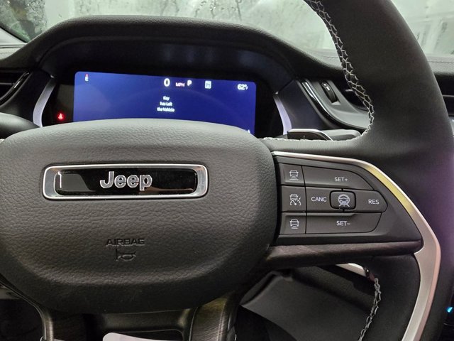 New 2026 Jeep Grand Cherokee Altitude AWD/4WD image 17