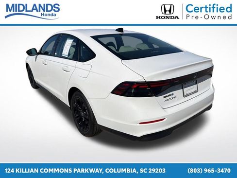 Certified 2025 Honda Accord SE image 5