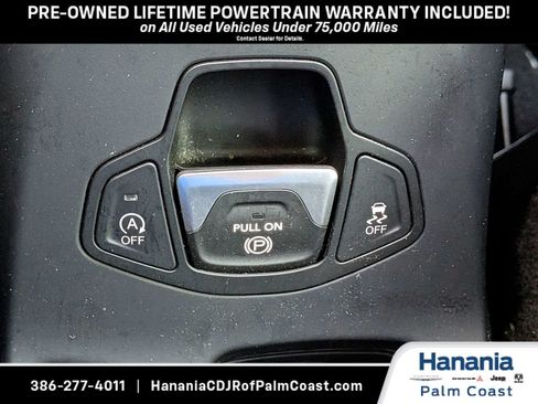 Used 2023 Jeep Renegade Trailhawk w/ Trailhawk Elite Group AWD/4WD image 25