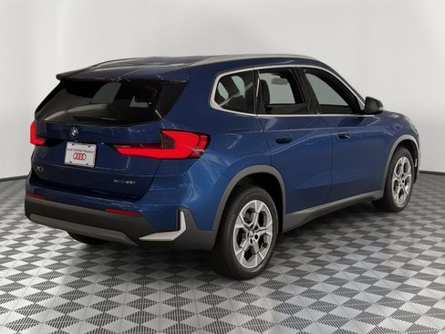 Used 2023 BMW X1 xDrive28i w/ Convenience Package AWD/4WD image 9