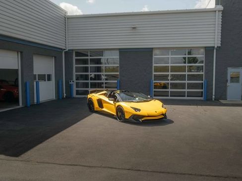 Used 2016 Lamborghini Aventador LP 750-4 Superveloce AWD/4WD image 27