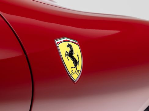 Certified 2022 Ferrari Roma RWD image 25