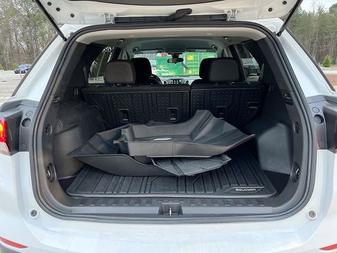 Used 2022 Chevrolet Equinox LS w/ LS Convenience Package image 23