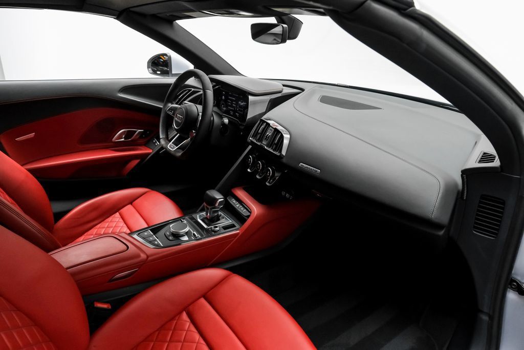 Used 2018 Audi R8 V10 AWD/4WD image 26