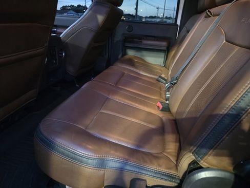 Used 2015 Ford F250 Platinum image 15