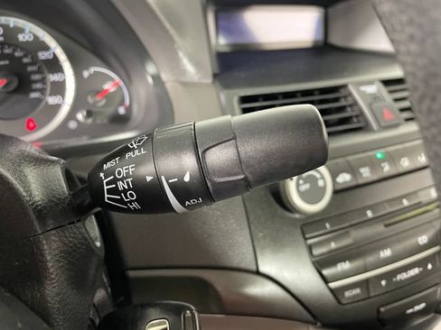 Used 2009 Honda Accord LX-P image 12