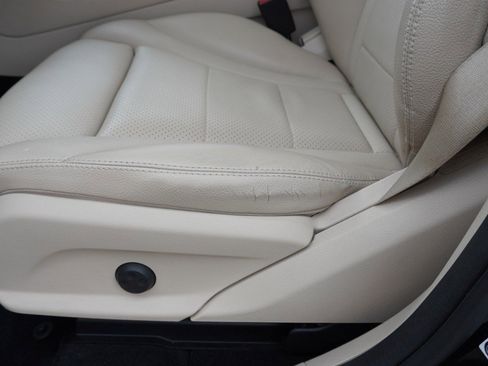Used 2018 Mercedes-Benz GLC 300 image 23