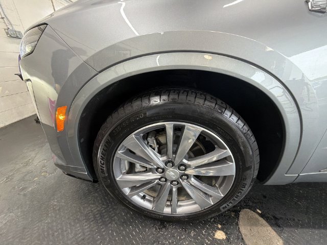 Used 2025 Cadillac XT6 Premium Luxury w/ LPO, Floor Liner Package AWD/4WD image 34