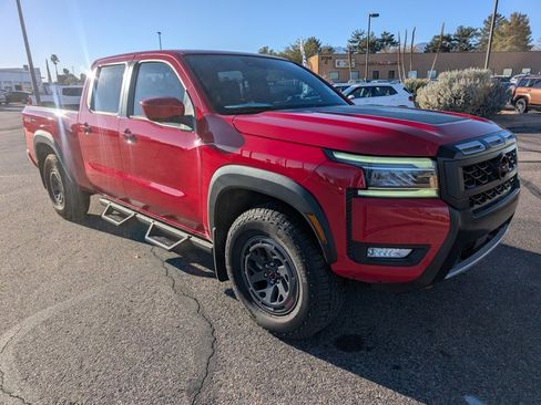 Used 2025 Nissan Frontier PRO-4X w/ Black Accent Package image 7
