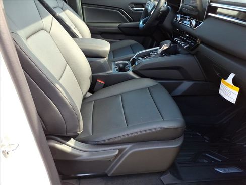 New 2026 GMC Canyon Elevation w/ Convenience Package image 9