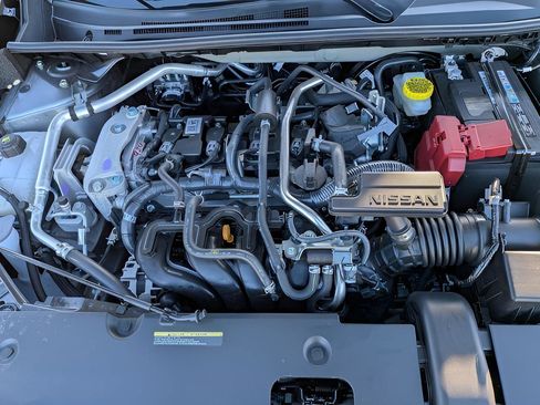 Certified 2025 Nissan Sentra SV FWD image 27